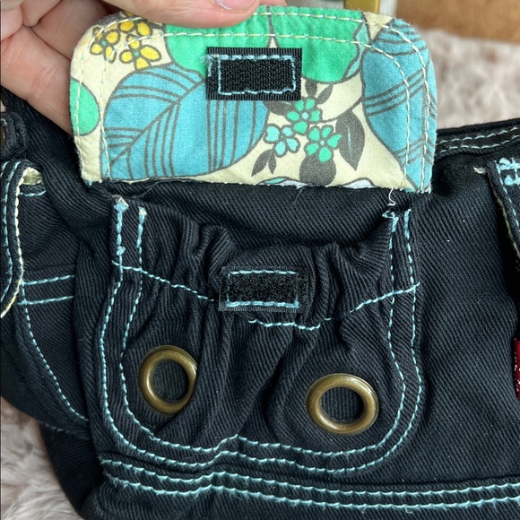 Vintage Levi’s Y2K Red Tab Denim Utility Bag - Multi-Pocket Grommet Shoulder Bag - Picture 7 of 9